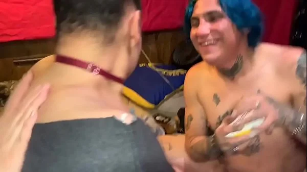 Late night fuckin around.. Swingers hook up to get naughty.