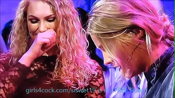 Live Show on TV  *** My Free ChatRoom www.sheer.com/siswet