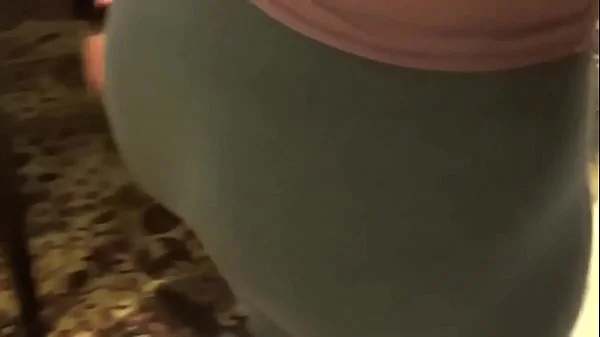 مصريه مومس فاجره اوى بتعشق النيك اد عنيها