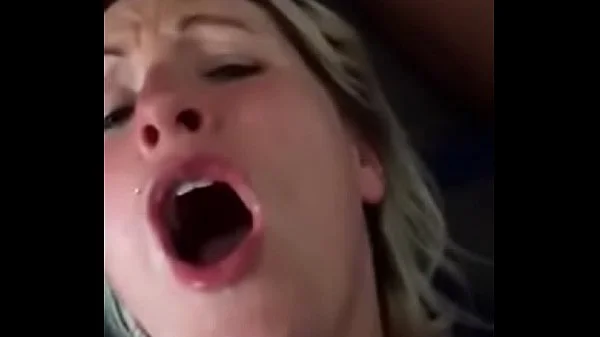 Kriolo ta muka mae de filho