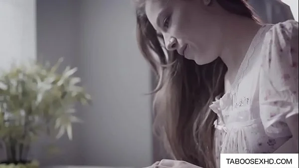 Sexy milf get fucked by hospital doctor