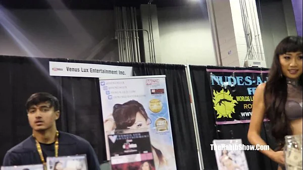 Xvideos exclusive 2019 Chicagos Exxxotica pornstars, twerkers amateur freaks you all goign to love