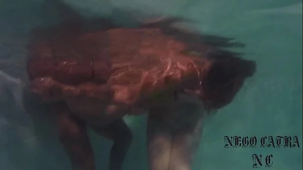 Levei duas gostosas para minha piscina - Melissa Devassa - Rafaella Denardin - Nego Catra