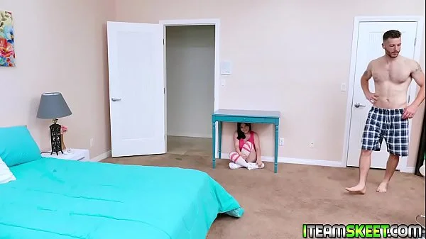 Babysitter cums all over Luna Brights braces and finally she satisfied