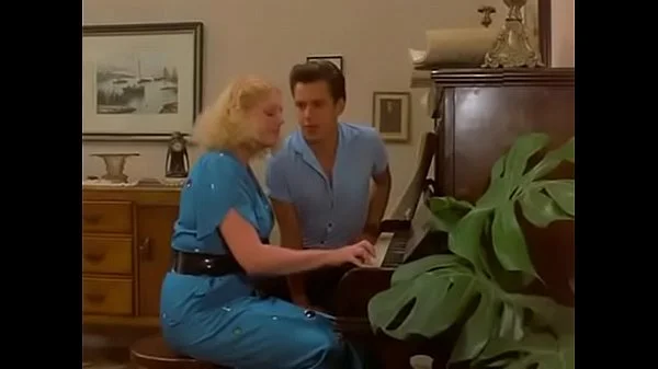 Music teacher gets fingered