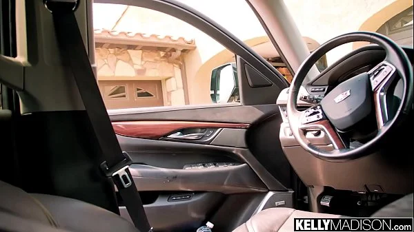 Big Tit MILF Alexis Fawx Wants Creampies