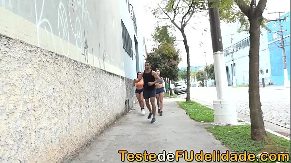 Personal comendo suas alunas gostosas Elisa Sanches e Melissa Lisboa