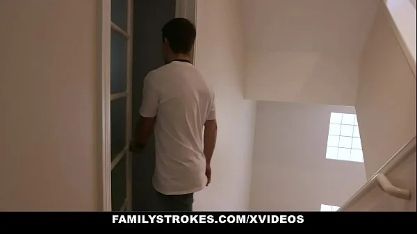 FamilyStrokes - Teen (Andreina Deluxe) With Small Tits Gives Her Stepbrother A Sloppy Blowjob