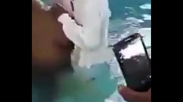 Pastor suck and fuck in a pool