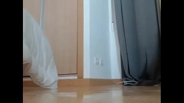 Oiled Milf started squirting