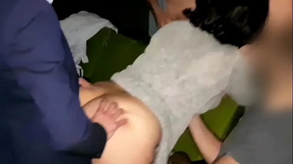 Gangbang con mi esposa en cine X de Valencia