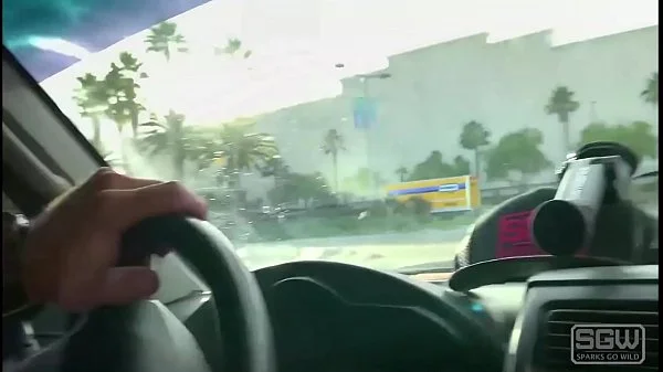 Road head on the Las Vegas Boulevard