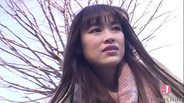 水色の下着がチラリと覗く変態自転車ライド [bunc 001]