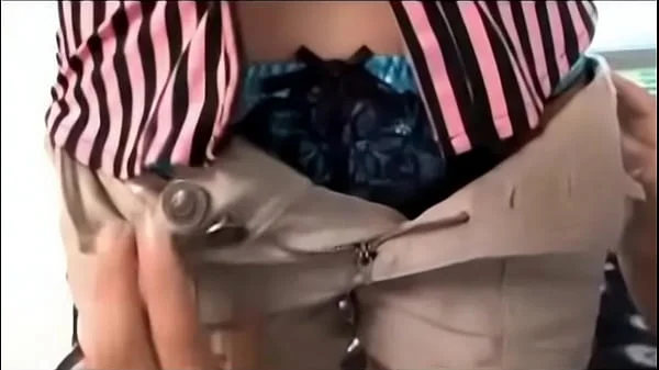 Slim Young Girl Getting Her Pussy Fingered Licked On The Couch