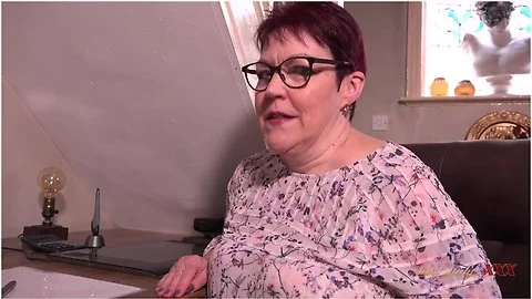 Aunt Judys In Judys Xxx - Your Busty Mature Boss Mrs. Bird Sucks Your Cock (pov)