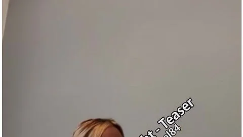 Baisee Pendant Que Je Repeins Ma Chambre