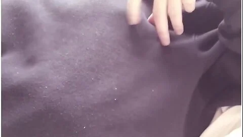 Bed Gasm In 寝起きちくひスウェットの上から乳首ホチッ 貧乳オtニー Japanese Nipple Masturbation In Bed Orgasm