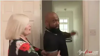 Mature Stepmom Seduce Big Black Dick Friend Of Milf