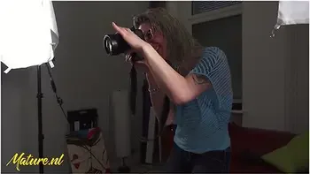 Jana Diskret In Horny Photographer Couldnt Contain Herself & Started Sucking Dick