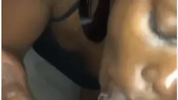 Gorgeous Ebony Giving Pretty Head