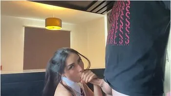 Couple Fucks Hot In The Kitche/doggystyle