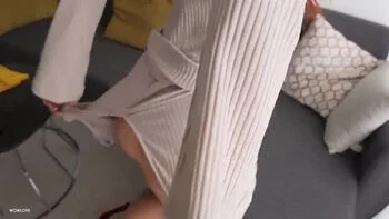 Step Mom Helps Step Son Cum On Her Big Round Ass After Catching Him Hard