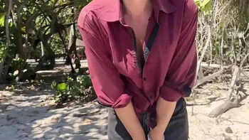 Amateur French MILF Alphalouna Vlog Episode 7 - Big Ass Blonde Homemade POV HD