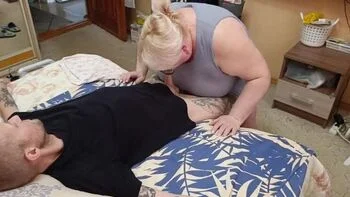 Stepmom Blowjob and Handjob MILF Russian Homemade HD