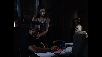 Sexy Big Ass Brunette Gets Anal Penetration in HD