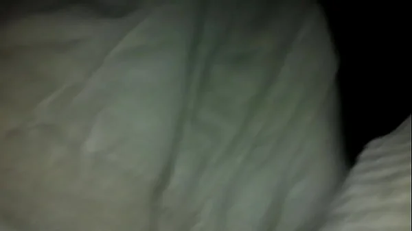 marokkaanse krullebol was verbaasd dat ze zo hard slaapt na bekijken van video