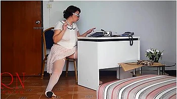 I Am Your Sexretary. Do You Wanna Be My Boss?