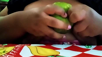 Housewife Sucking Off Huge Tits Sucking Tangerine