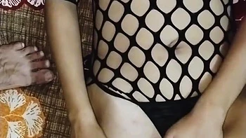 Desi Indian Married Girlfriend Masturbate Front Of Her Boyfriend
