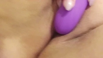 Wet Pussy Cums On Big Tits
