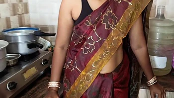 Housewife Kitchen Romance