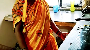 Stepmoms In The Kitchen