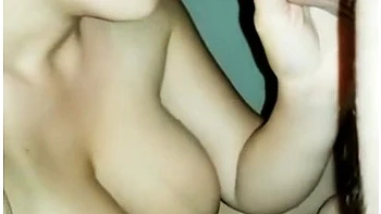 Thick Chick Massages My Dick With Her Mouth