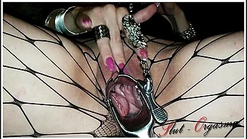 Masturbating With A Speculum And Cumming Hard