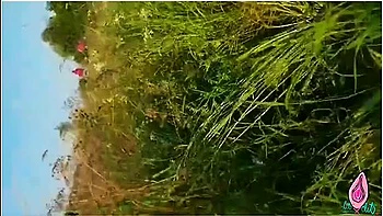 Caught Risky Fuck On The Riverbank With Cutie In Leopard Bikini 2x