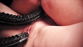 Alien Slugs Fuck Two Lesbians With Tentacles