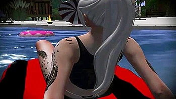 En Playa E En La Piscina