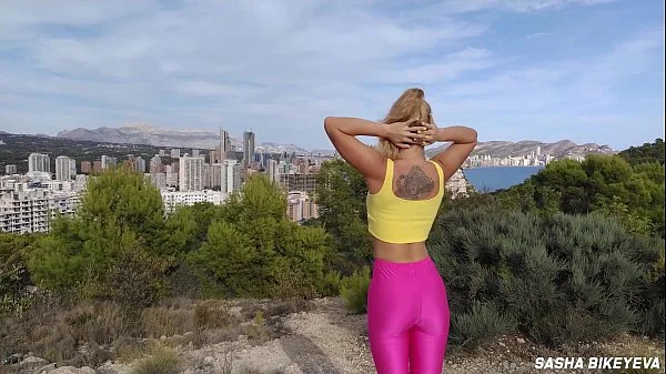 Risky OUTDOOR masturbation and squirt. Perfect ass in pink spandex leggings. Sports girl Sasha Bikeyeva