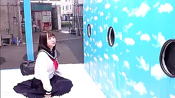 250222ちんぽ当てるエロ遊びが話題e3