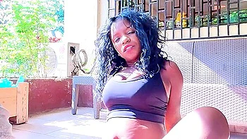 Stepdaugter Get Surpriced By Her Stepdad While Doing Yoga And He Eats Her Pussy