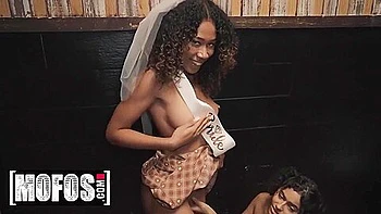 Skyla Sun And Dani Diaz Celebrate With Cock Sucking Fun Before The Big Day