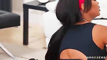 Tiamaria - Tits Swaying In The Wind