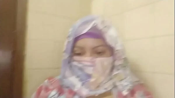 Real Arab عرب وقحة كس Mom Sins In Hijab By Squirting Her Muslim Pussy On Webcam ARABE RELIGIOUS SEX