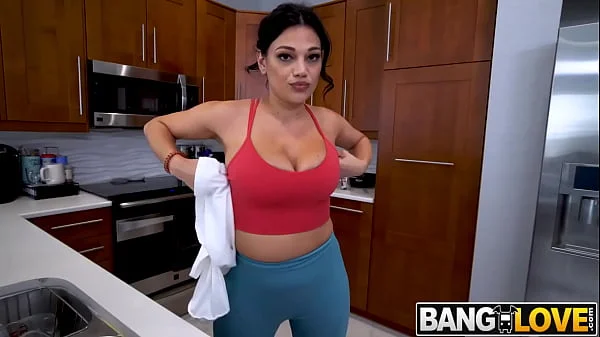 Curvy Maid Mona Azar Bangs For Bucks