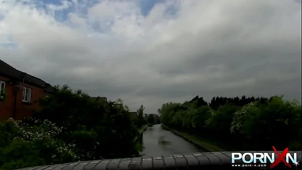 Cutie Paige Turnah pissing outdoors