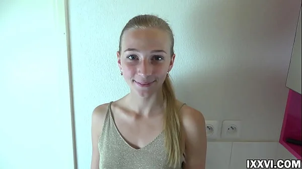 I help pee my stepdaddy Vira Gold and took him by the cock